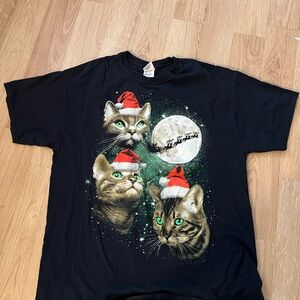 Fruit of the Loom Festive Cat T-Shirt - Black and Red